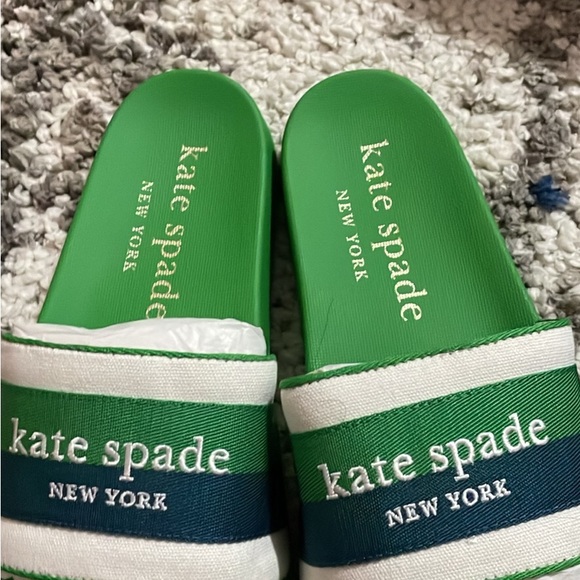 Sandals size 7 - Picture 3 of 3